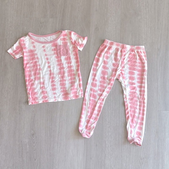 Kyte Baby Crepe Riptide Pajama Set- Size 2T - Picture 1 of 3
